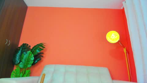 Alma Castillo online show from 20, 12, 2024