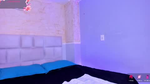 almalopez_ online show from 7, 11, 2025