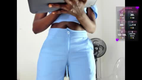 Snapshot of almasaennz chatting on 13, 1, 2025 online show from 13, 1, 2025