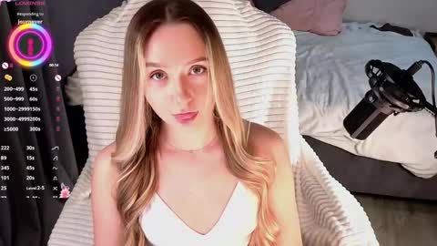 Lia online show from 4, 3, 2026