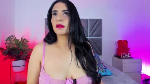 Snapshot of alombramorris chatting on 26, 5, 2026 alombramorris online show from 26, 5, 2026