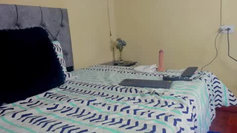 Snapshot of alondragomez_ chatting on 7, 2, 2025 Alondra gomez online show from 7, 2, 2025