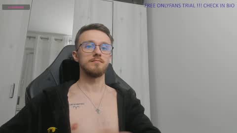 Snapshot of alphaboyfun chatting on 30, 12, 2024 Andi online show from 30, 12, 2024