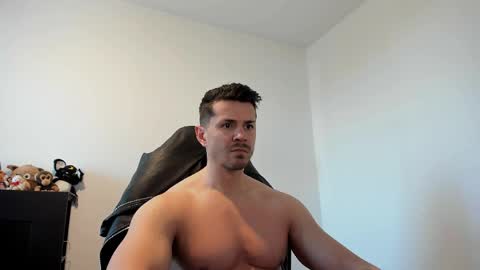 Snapshot of alphagodleatherking92 chatting on 28, 5, 2026 LeatherMaster online show from 28, 5, 2026