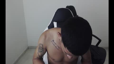 alphas_latins online show from 30, 3, 2026