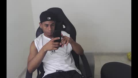 alphas_latins online show from 6, 4, 2026