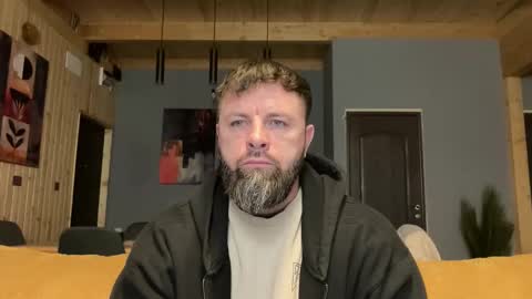 Snapshot of alphasparks chatting on 5, 2, 2026 Jhonny online show from 5, 2, 2026