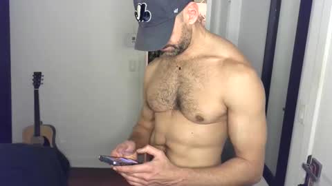 Snapshot of alphawolfo chatting on 30, 10, 2025 Alphawolfo online show from 30, 10, 2025