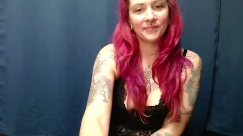 Snapshot of alternative_milf chatting on 13, 5, 2026 Lily online show from 13, 5, 2026