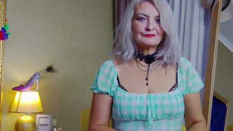 Alura Jenson online show from 3, 11, 2025