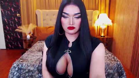 Alura Jhenson online show from 10, 9, 2025