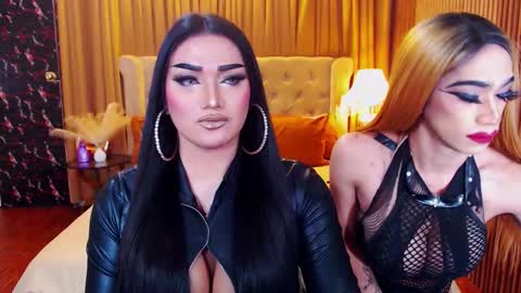 Alura Jhenson online show from 9, 10, 2025