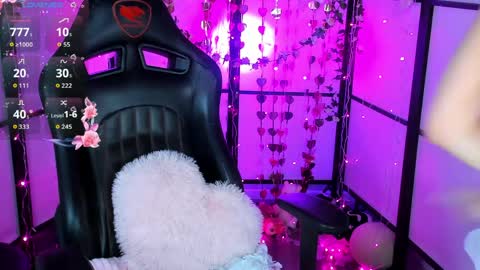 Snapshot of aluwe_meow chatting on 25, 3, 2026 Aluwe online show from 25, 3, 2026