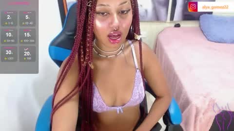 Snapshot of alya_gomez chatting on 26, 12, 2024 online show from 26, 12, 2024