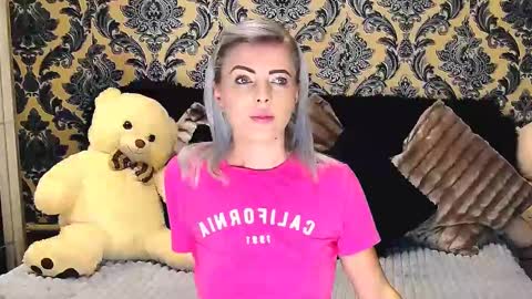 Snapshot of alyblonde chatting on 9, 2, 2025 aly online show from 9, 2, 2025