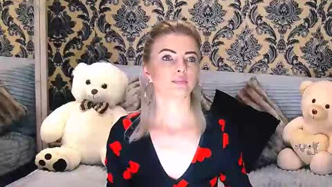 Snapshot of alyblonde chatting on 22, 2, 2025 aly online show from 22, 2, 2025