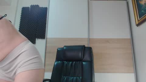 Snapshot of alycetn chatting on 23, 6, 2026 Alice online show from 23, 6, 2026