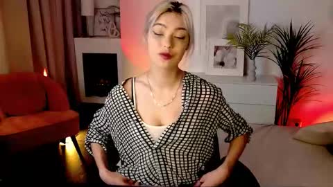 Alysia online show from 30, 9, 2025