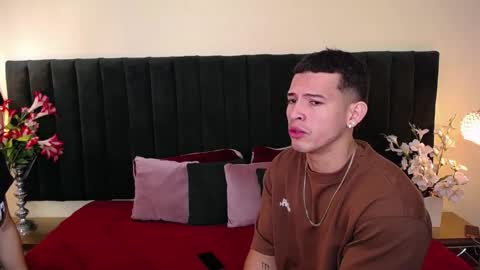 ALYSON Y ETHAN online show from 12, 1, 2026