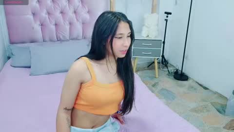 alyssa_oli online show from 18, 12, 2024