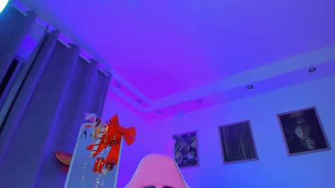 alyssa_smitt online show from 3, 1, 2025