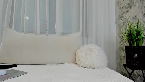 alysamillan online show from 9, 12, 2024