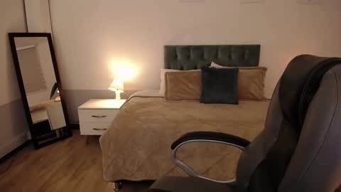 alyssia wolds online show from 21, 1, 2025