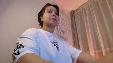 alyssia wolds online show from 19, 11, 2025