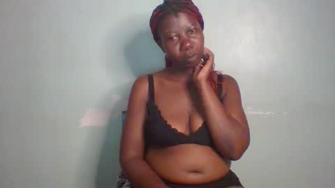 Snapshot of am_creme_delight chatting on 27, 5, 2026 am_creme_delight online show from 27, 5, 2026