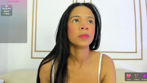 Snapshot of amaia_baez chatting on 10, 1, 2025 AMAIA online show from 10, 1, 2025