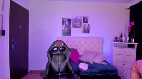 B I A N C A online show from 6, 1, 2025