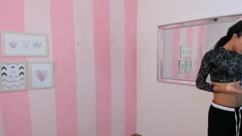 Snapshot of amaia_monroe chatting on 31, 5, 2026 amaia_monroe online show from 31, 5, 2026
