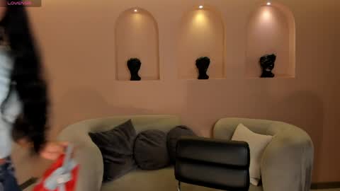 Snapshot of amalia_cruss chatting on 28, 4, 2026 Amalia cruss online show from 28, 4, 2026