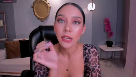 Snapshot of amalia_cruss chatting on 14, 5, 2026 Amalia cruss online show from 14, 5, 2026