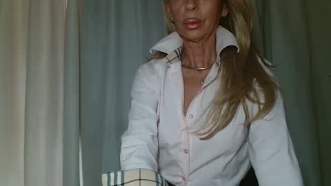 Angel or Demon online show from 26, 2, 2025