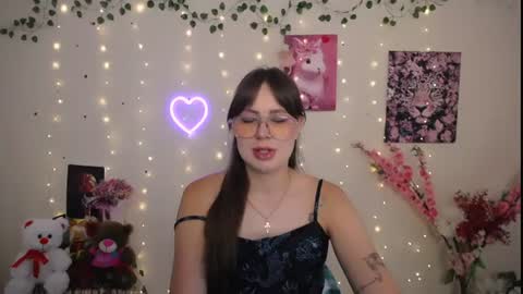 Snapshot of amanda_bright_ chatting on 4, 7, 2026 amanda_bright_ online show from 4, 7, 2026