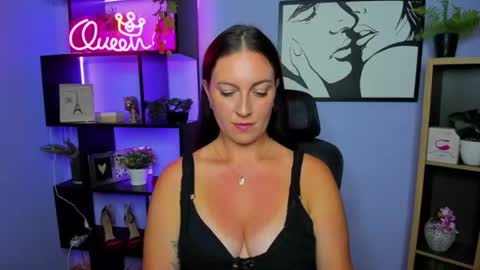 Snapshot of amanda_burn chatting on 11, 6, 2026 Amanda online show from 11, 6, 2026