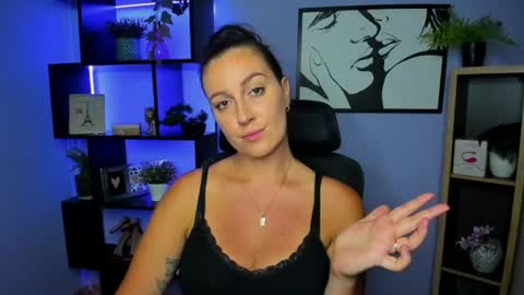 Snapshot of amanda_burn chatting on 14, 7, 2026 Amanda online show from 14, 7, 2026