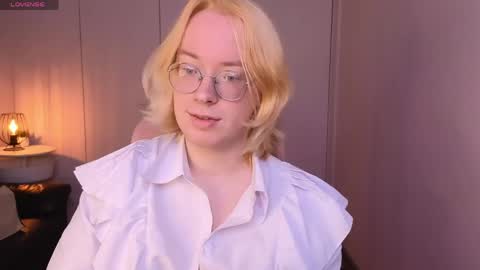 Snapshot of amanda_butlerr chatting on 29, 5, 2026 Hi im Amanda online show from 29, 5, 2026
