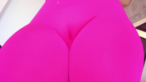 Snapshot of amanda_marcuzzi chatting on 21, 2, 2026 Amanda Marcuzzi online show from 21, 2, 2026