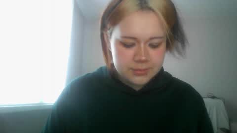 Snapshot of amanda_mia chatting on 5, 6, 2026 amanda_mia online show from 5, 6, 2026