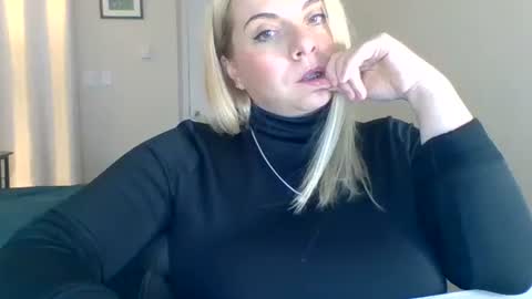 Amanda online show from 19, 10, 2025
