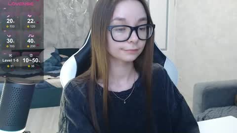 Mila online show from 27, 2, 2025