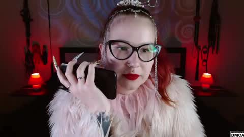 Goddess Amanita online show from 10, 12, 2024