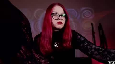 Goddess Amanita online show from 28, 1, 2025