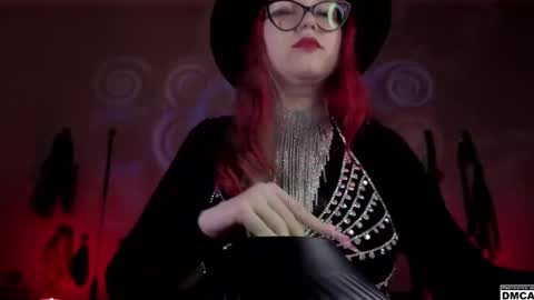 Goddess Amanita online show from 31, 1, 2025