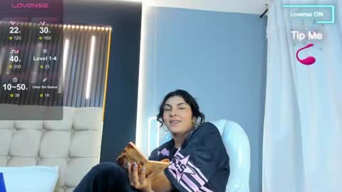 Snapshot of amara_lune chatting on 15, 6, 2026 online show from 15, 6, 2026