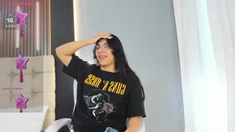 Snapshot of amara_lune chatting on 24, 6, 2026 online show from 24, 6, 2026