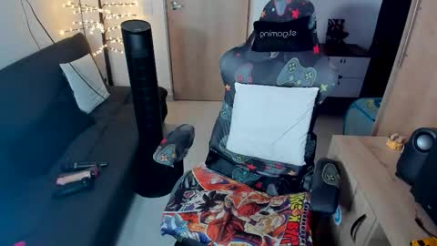 Snapshot of amara_lux chatting on 20, 12, 2025 Amara Lux online show from 20, 12, 2025