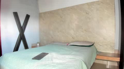 Snapshot of amara_luxe chatting on 16, 10, 2025 amara_luxe online show from 16, 10, 2025